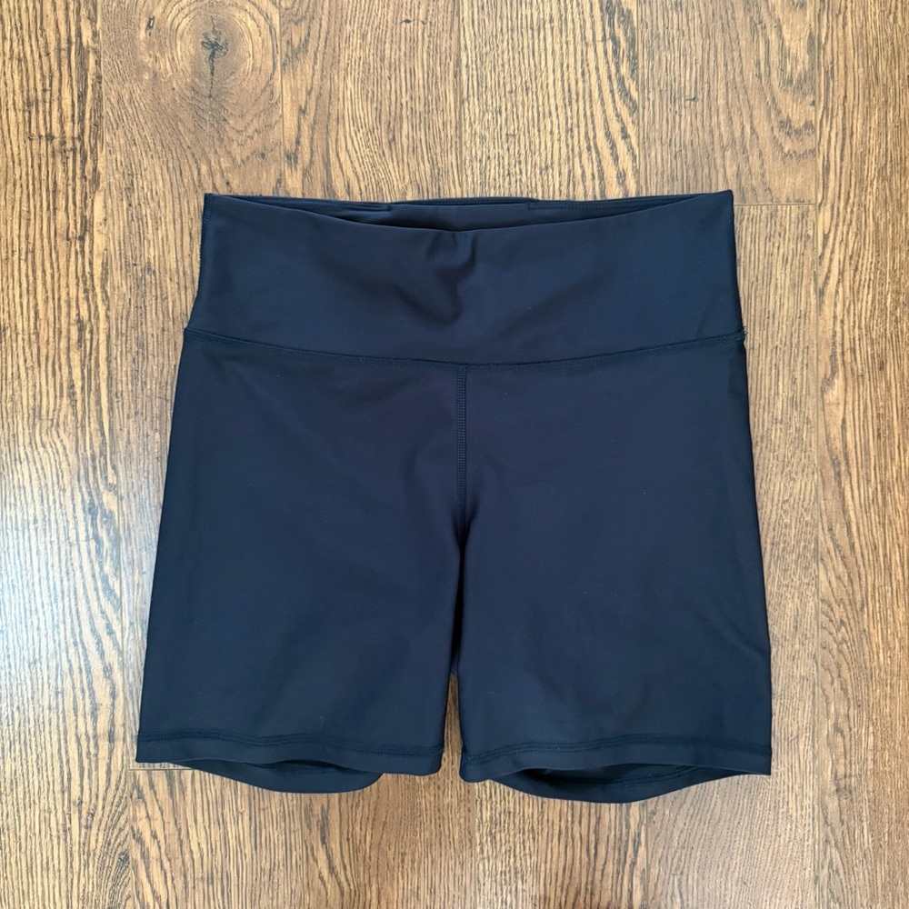 Old Navy High Waisted Powersoft Biker Short
